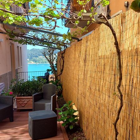 Casa Vacanze Ibiscus 韦内雷港 外观 照片
