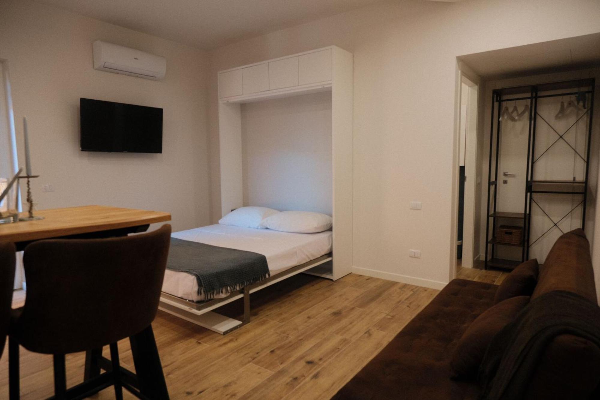 Casa Vacanze Ibiscus 韦内雷港 外观 照片